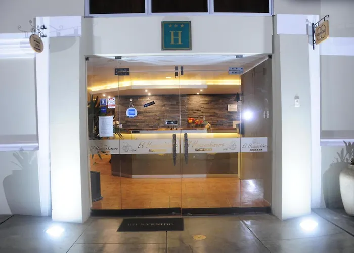 Hotel El Huacachinero