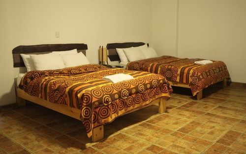 El Huacachinero Hotel